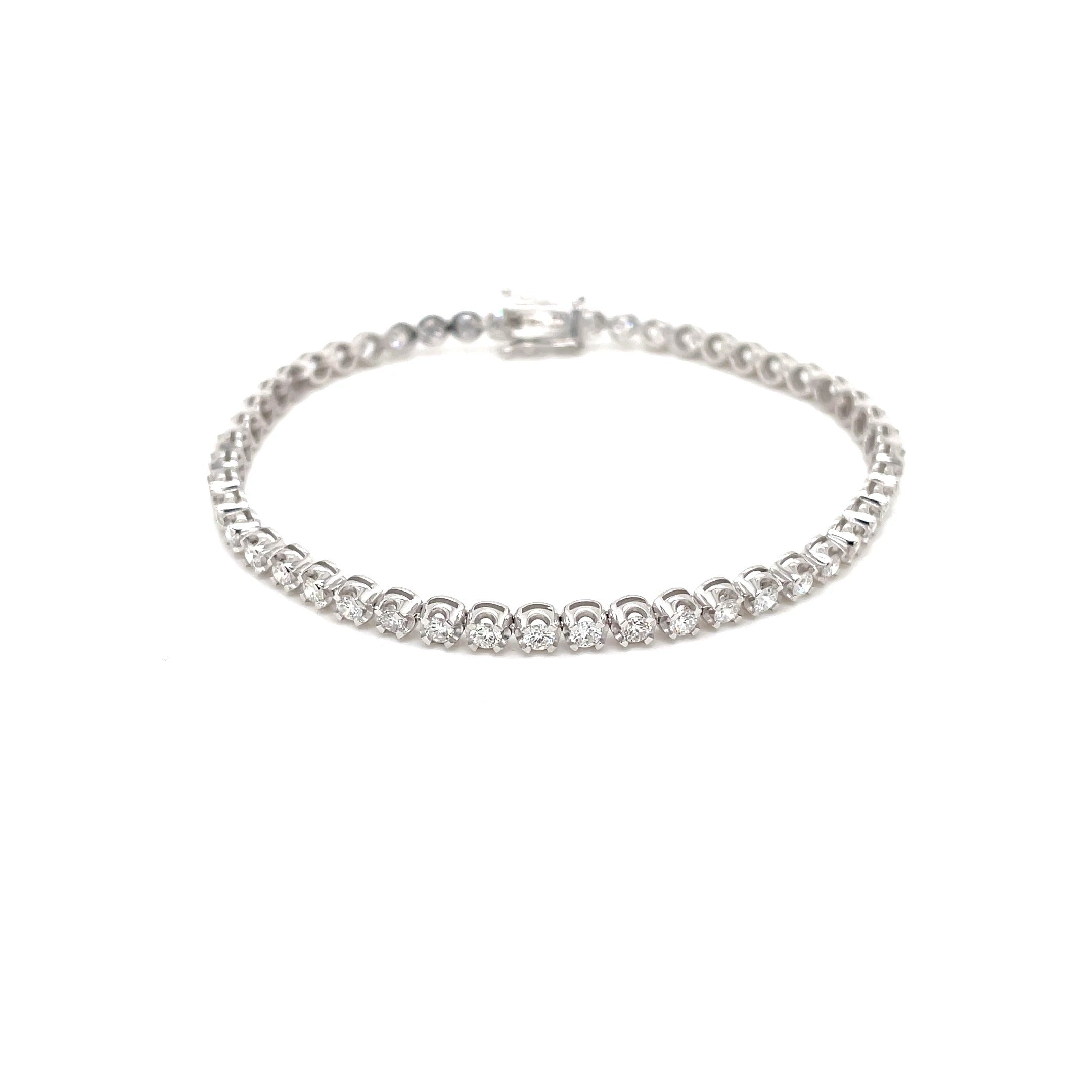 Златна тенис гривна с 1.25 карата диаманти