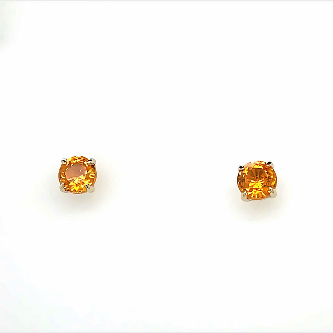 Златни обеци със спессартит гранат